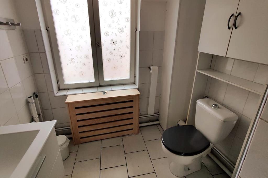 Logement Entier Proche Tribunaux Douai Luaran gambar